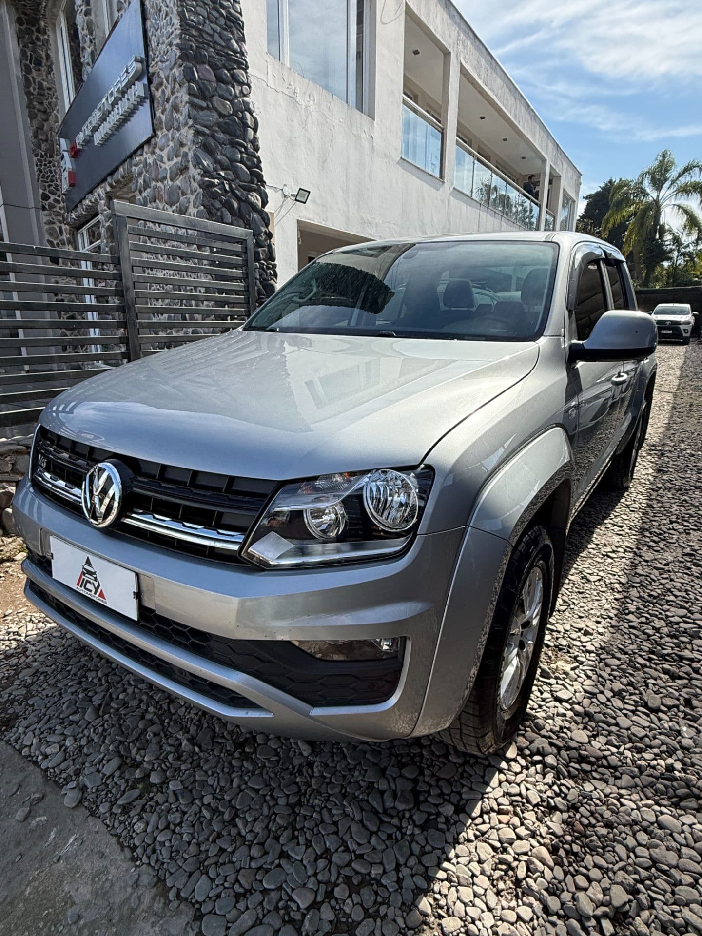 volkswagen amarok v6 3.0TDI 4x4 at 258hp COMFORT 2024