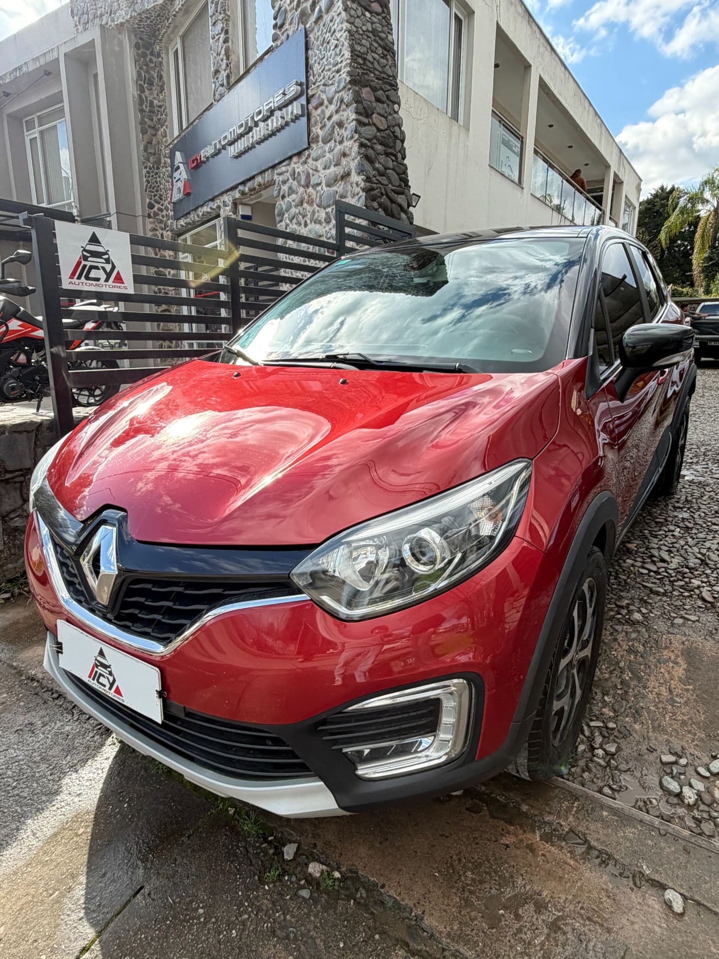 RENAULT CAPTUR INTENS 1.6 CVT 2018