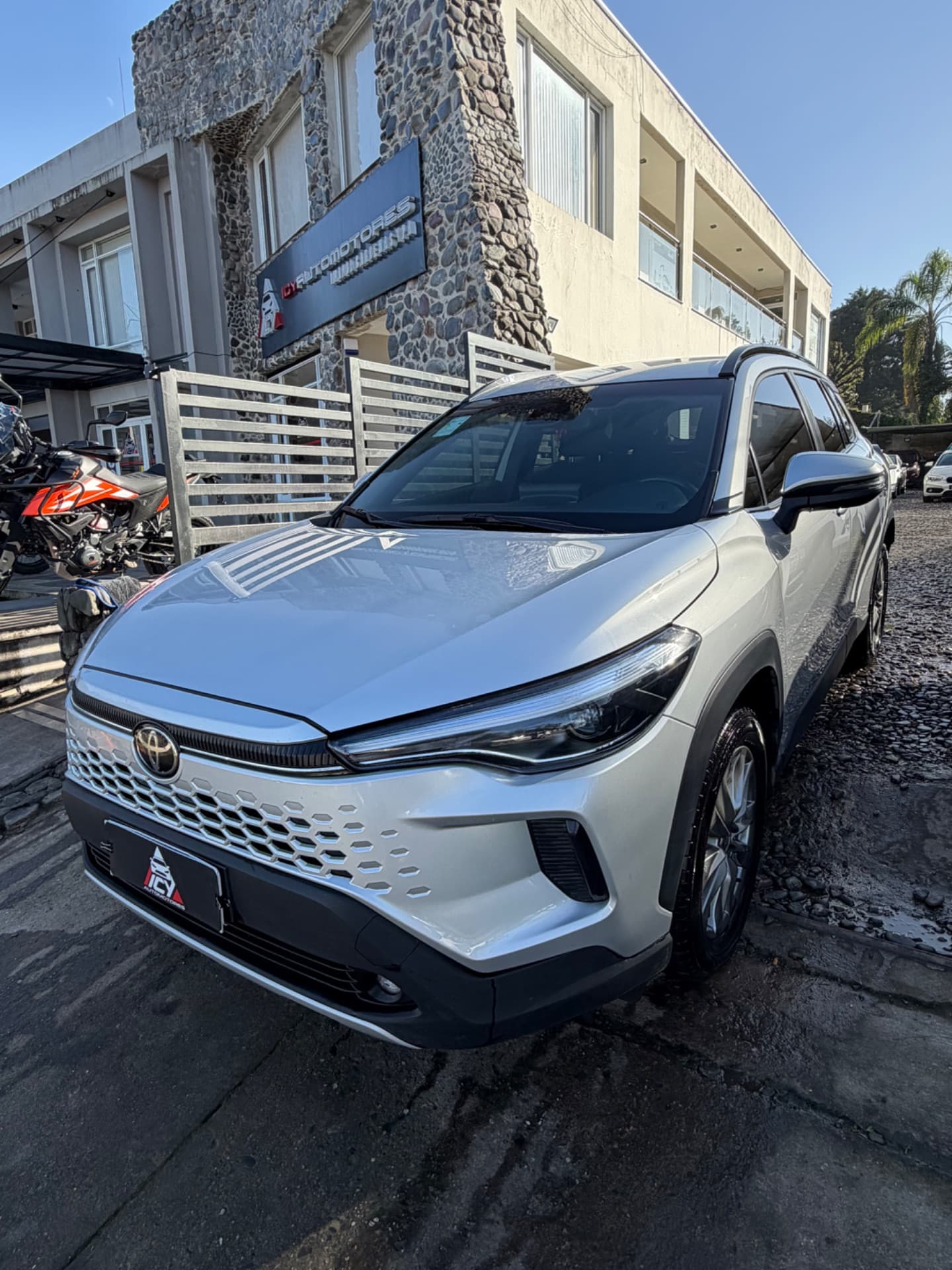 TOYOTA COROLLA CROSS CVT XLI L/24 2024