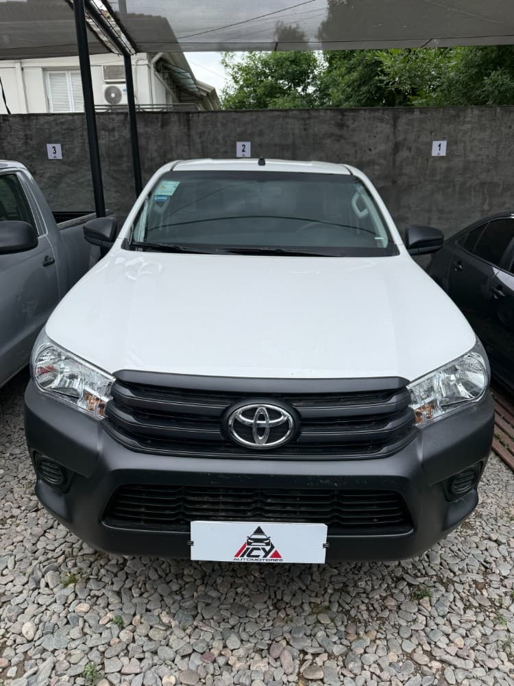 Toyota HILUX C/S 4x2 Manual