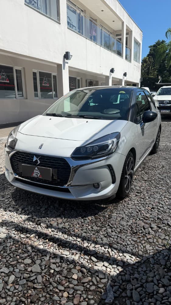 DS Automobiles DS3 THP 165 MT6 SPORT CHIC