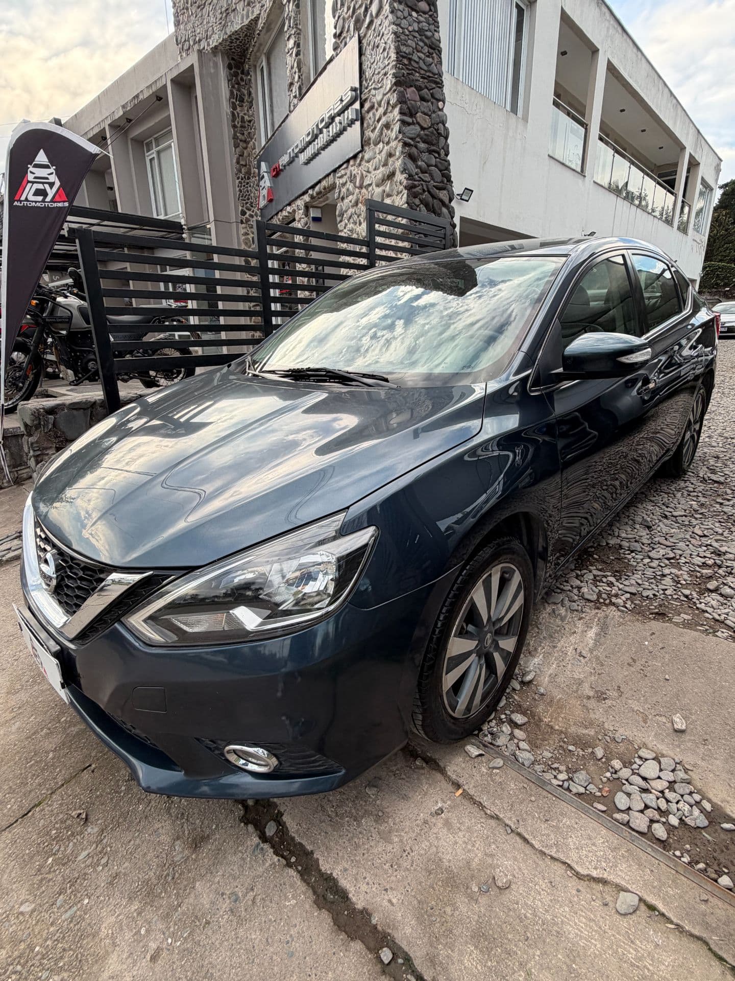 NISSAN SENTRA EXCLUSIVE PURE DRIVE AT — foto 1